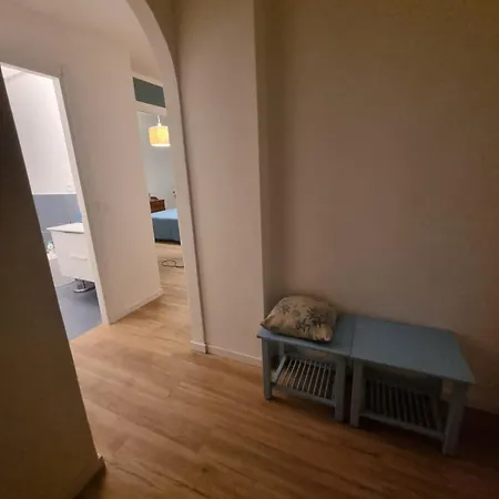 La Casa Bianca E Blu Lägenhet *