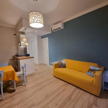 La Casa Bianca E Blu *